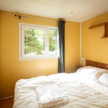Cozy Mobile With Terrace, In The Ardennes Nyaraló Dochamps