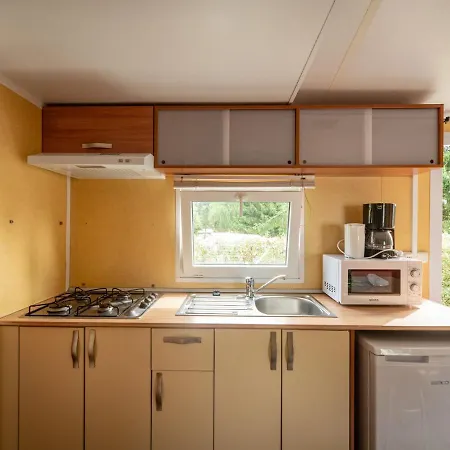 Cozy Mobile With Terrace, In The Ardennes Nyaraló Dochamps